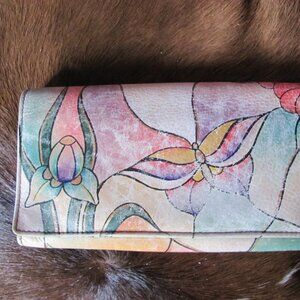 ANUSCHKA LADIES HANDPAINTED WALLET EUC